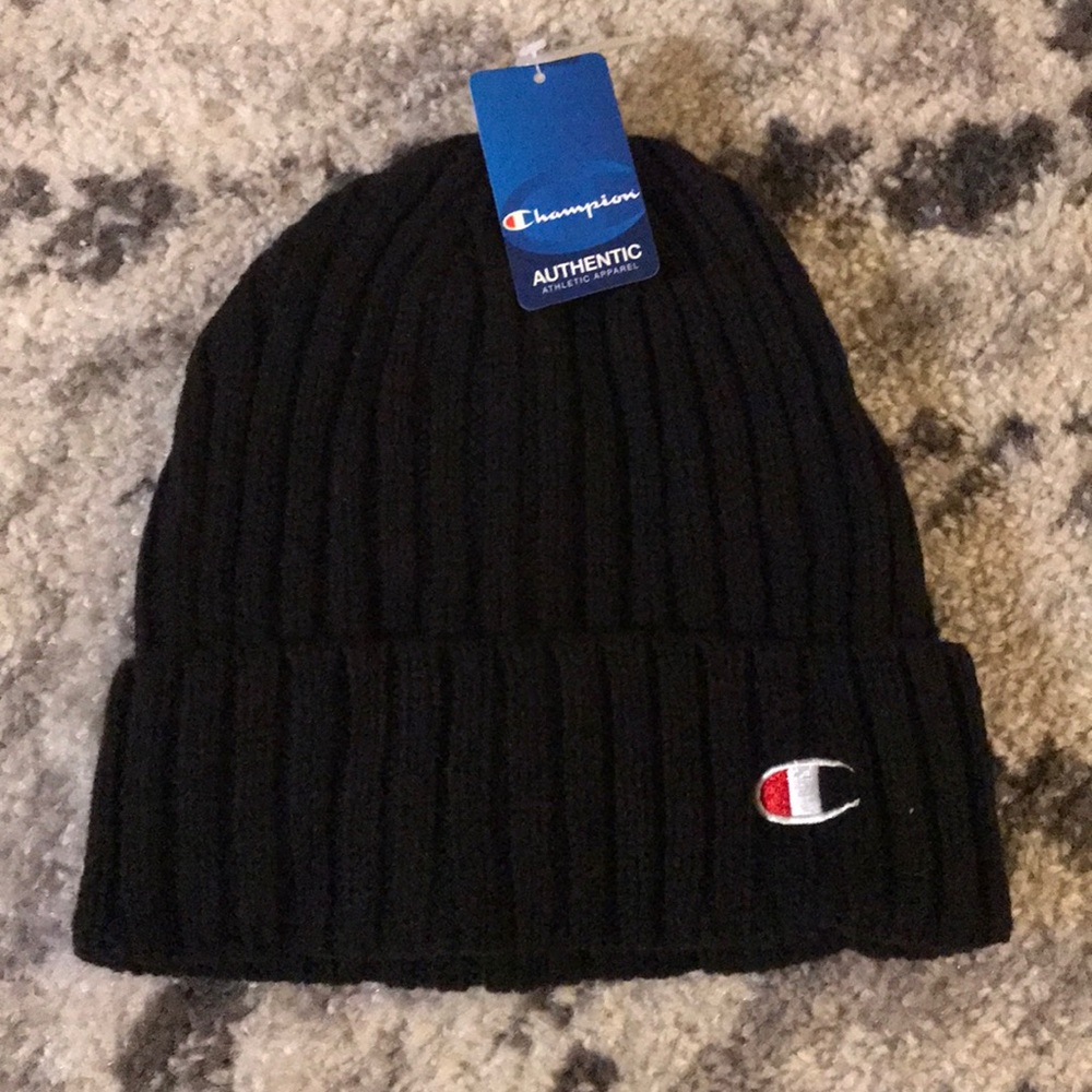🖤Champion Black Beanies // Hats 🖤